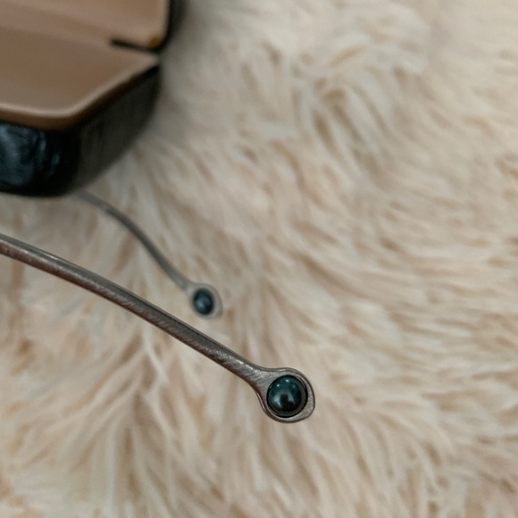 Judith Leiber Sunglasses - Picture 10 of 12